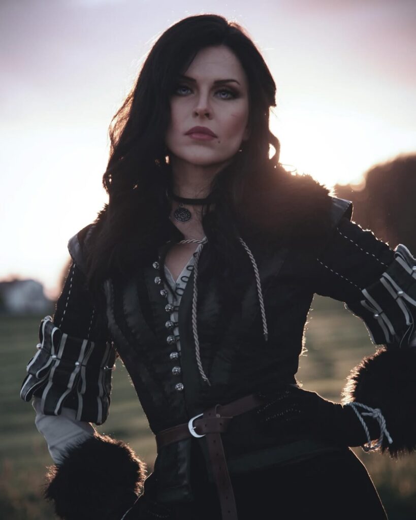 CarinJohnCreations brings Yennefer of Vengerberg to life in a stunning The Witcher cosplay, full of detail, emotion, and magical allure